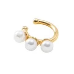 【ゴールド × ワンサイズ】[Cream dot. クリームドット公式] イヤーカフ レディース ステンレス製 イヤーカフ 金属アレルギー つけっぱなし サージカルステンレス パール 3連パール 小粒 片耳用 大人