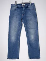 25SS 新作 ■ TOTEME ■ ミッドライズ ストレートデニム TOTEME ミッドライズ ストレートジーンズ | グレー | FARFETCH JP