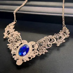 クラシカルで繊細な模様が綺麗 エスニック ネックレス ゴージャス アンティーク調（ピンクゴールド×ブルー）NE-007-BL