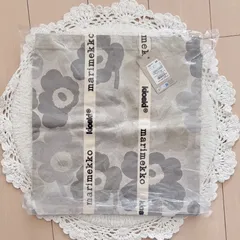 《日本限定・完売品》marimekko トートバッグ KIOSKI（キオスキ） Carrier Midi Unikko