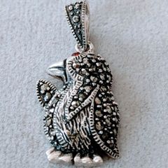 トルコ製 マーカサイト&925silver ペンダントトップ (ペンギン)