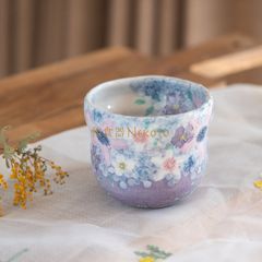 日本製　ゆずりは工房 ＊彩紫小花　福々碗（瓢型）＊  酒器  花柄 おしゃれ かわいい    陶器 瀬戸焼 和食器 手描き 海外プレゼント 贈り物 ギフト 母の日 敬老の日 誕生日