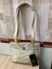 ☆未使用品　MCM  エムシーエム　オフホワイト　ショルダートートバッグ