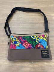 TITICACA サコッシュ　ショルダーバッグ