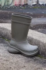 2025年最新】crocs balenciagaの人気アイテム - メルカリ 2025年最新】crocs balenciagaの人気アイテム - メルカリ