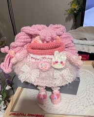 可愛いピンク系パクパクちゃん　ふわふわスカート　カバン飾り、小物入れ(リップ、鍵など)　かぎ編み　ハンドメイド　　あみぐるみ