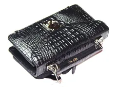 《期間限定SALE》《送料無料＆税込価格》《新品未使用》《数量限定》《特別価格》United HOMME -President-！牛革クロコダイル型押し加工！背面財布機能付き！底鋲付き！男女兼用！ショルダー付き！ミニセカンドバッグ　UHP-2221　ブラック