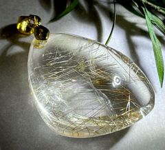 ゴールド レッド ミックス ルチルクォーツ　ペンダントトップ　原石　クリスタル