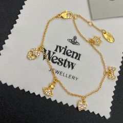 新着【Vivienne Westwood】Lee カットアウトスター ブレスレット Vivienne Westwood 新作ブレスレット - メルカリ