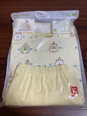 ユニクロ　イエロー　すみっこ　パジャマ　90