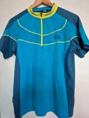 THE NORTH FACE ザノースフェイス 機能性 ハーフジップアップ 半袖 Tシャツ