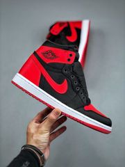 Nike Air Jordan 1　HIGH OG　エア ジョーダン 1 HIGH OG Satin Bred