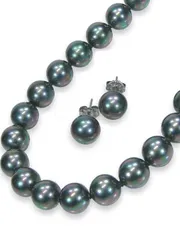 【特売】[あなたと私の宝石箱] 黒真珠 ネックレス ・ピアス・セット・ピーコック系カラー/黒蝶貝パール10.0ミリアップ42センチサイズ＜日本製＞ 【ギフトラッピング済み】