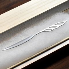 きれいな羽 銀の菓子楊枝 透かし模様　桐箱つき