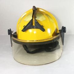 アメリカの消防ヘルメット　Bullard