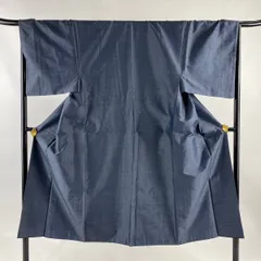 男着物 身丈142cm 裄丈67.5cm M 袷 アンサンブル 紬 幾何学模様 濃紺 正絹 秀品 【中古】