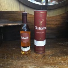 Glenfiddich　SINGLE MALT　SCOTCH WHISKY　AGED15YEARS　　200ml　ウイスキー　エキスパート藤沢辻堂店
