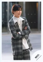 【中古】生写真(STARTO) WEST./藤井流星/膝上/アルバム「AWARD」MV＆ジャケ写オフショット/公式生写真