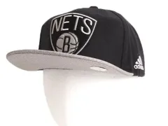 【お得なクーポン配布中!】 アディダス ネッツ べースボール キャップ フリーサイズ / 古着 帽子 ADIDAS NBA オフィシャル バスケ トラッカー 2トーン ブルックリン 黒