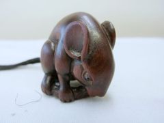 時代色！【根付　鹿角製　人物に瓢箪　提げ物・56・骨董古美術】美術工芸　鑑賞古玩 根付 鹿角製 人物に瓢箪 提げ物・56・骨董古美術】美術工芸 鑑賞