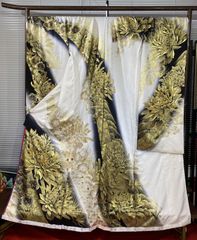 桂由美　白地　黒　金牡丹　金彩　金　刺繍　豪華　未仕立て　仮絵羽　絵羽　新品未使用　八掛付き