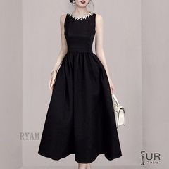 ロングワンピース タンクトップ ワンピ 夏 レディース 高級感 上品 ワンピ マキシ丈 Uネック パーティー デート 無地 レディースファッション ヘップバーン風 入学式  junweifz01