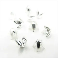 P-291 フラワー座金 8mm 10個【ホワイトシルバー】 4枚弁 深型 花びら 花弁 花座 ビーズキャップ カップ 基礎パーツ 菊座 アクセサリー パーツ 手芸 ハンドメイド 金具 ピアス イヤリング ネックレス