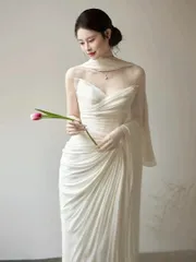 新品未使用 華やかで主役感あふれる一着 ウェディングドレス　結婚式前撮り　フォトウェディング