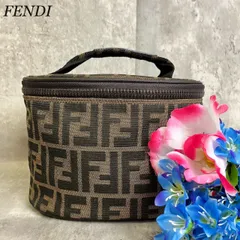 2024年最新】fendi ズッカ ポーチの人気アイテム - メルカリ