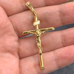 K18 キリスト　クロスペンダント　2.7g