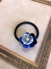 T399つまみ細工のヘアゴム