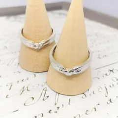 230M【在庫限り】ウェーブ ノット デザイン ペアリング ダイヤ 真鍮 モチーフ シンプル 上品 高級感 スタイリッシュ エレガント おしゃれ 普段使い 記念日 ギフト プレゼント カップル ペア アクセサリー カジュアル フォーマル