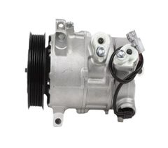 【新品未使用】ジープ　パトリオット　エアコンコンプレッサー　開封のみ Amazon.co.jp: OEM AC コンプレッサー A/C 修理キット付き