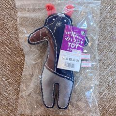 【新品】同サイズのしっかりした作りのぬいぐるみ　ペット用おもちゃ　素朴で味わいあるデザイン　ふっくら仕上げ   キュッと握ると音が鳴るスクイーカー入り   噛みやすく、投げたり抱えたりしやすいサイズ感