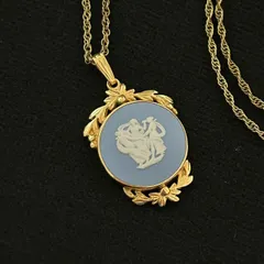 Wedgwood ウェッジウッド ブルージャスパー カメオ ネックレス 三美神  ヴィンテージ 1025007 Wedgwood Blue Jasper Cameo Necklace Three Graces Gold Floral Frame Vintage