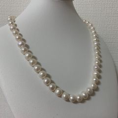 17.396【真珠のネックレス】 本真珠 パール 8.8mm-4.3mm - メルカリ