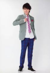 [중고] 원시 사진(남성) BOYS AND MEN/코바야시 유타카/전신·의상 그레이·화이트·핑크·오른손 재킷·배경 흰색/공식 생 사진