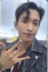 SEVENTEEN 初回限定盤A DK DREAM 白/黒