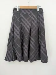 バーバリーロンドン チェックスカート ブラックグレー 38サイズ フレアシルエット
