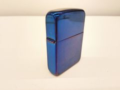 ZIPPO ジッポー ネジ ビスデザイン 8ヶ所隅ネジ飾り 2000年製 火花有 