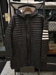 2025年最新】THOM BROWNE メンズ ダウンジャケットの人気