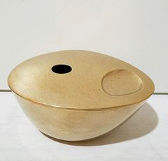 真鍮製の丸いボウル 木箱付き 真鍮製の丸いボウル 木箱付き -
