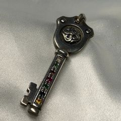 <美品> シルバー　silver  ペンダントトップ　シンズスカルプチャー