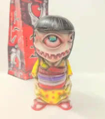 かっこわらい雑貨店　個展限定　よしこ ステッカー付き かっこわらい雑貨店 個展限定 よしこ ステッカー付き - メルカリ