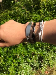 レザーブレスレット