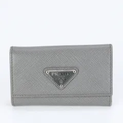 【未使用に近い✨】プラダ キーケース 6連 サフィアーノレザー メタルロゴ 2025年最新】超美品 PRADA 6連キーケースの人気アイテム - メルカリ