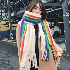 レインボー マフラー レディース 大判 ベージュ 暖かい ふわふわ 秋冬 新作 おしゃれ 可愛い 韓国ファッション 通勤 通学 防寒 トレンド 明るい コーデ映え ギフト プレゼント 人気 柔らか 肌触り カラフル ストール