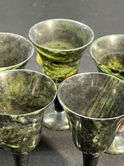 翡翠　中国工芸品　8点　グラス　玉杯　ショットグラス