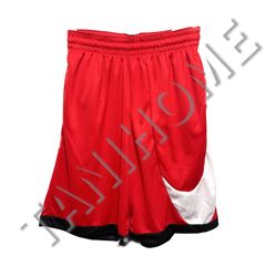 NIKE ショートパンツ　レッド