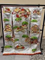 貸衣装処分品 豪華刺繍　 上品レトロ　シルバー　大胆柄　打掛